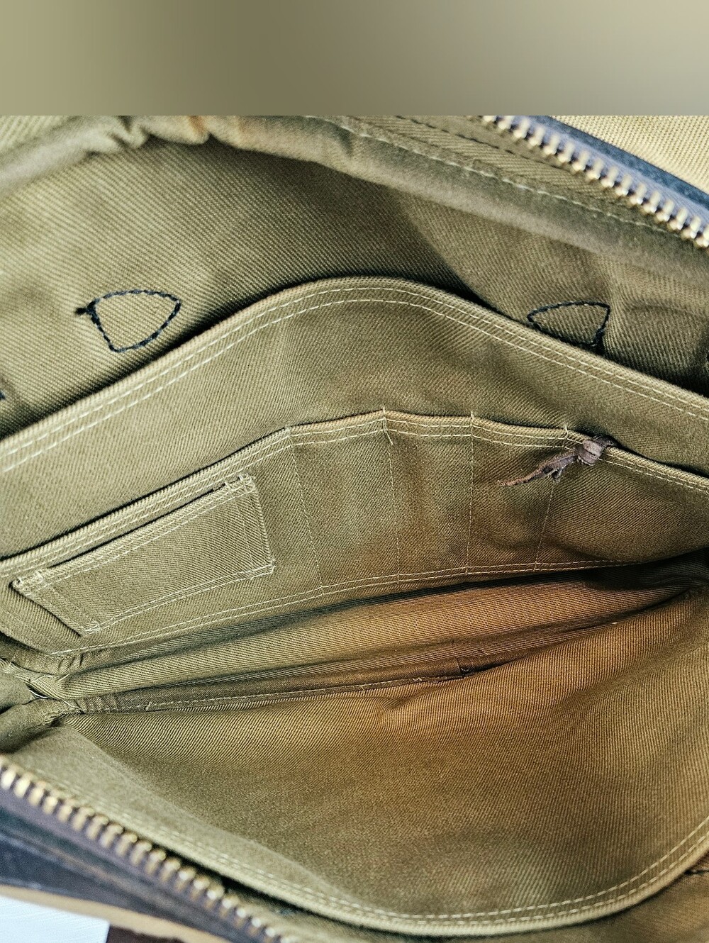 Filson Twill Original Briefcase - Picture 15 of 16